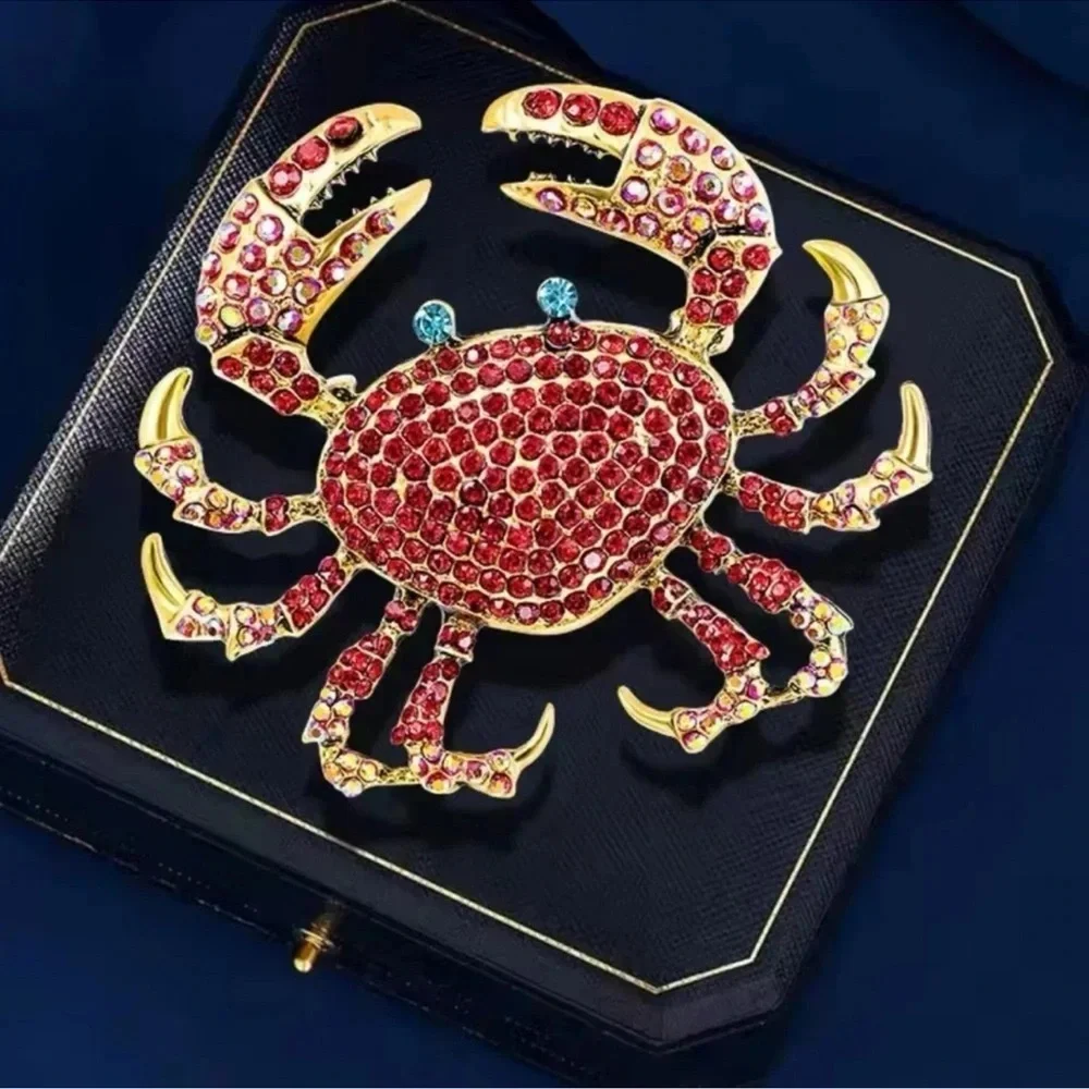 Red Crystal Crystal Brooch